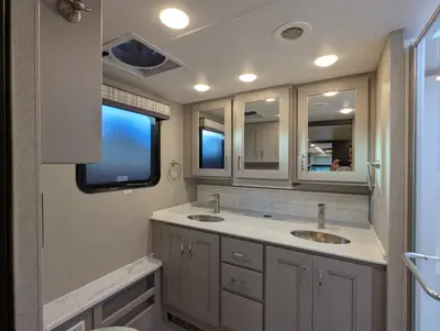 2026 Thor Motor Coach Aria 3901 photo 33