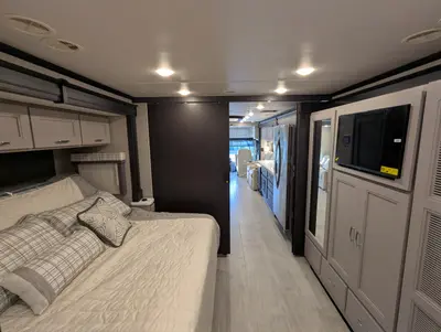 2026 Thor Motor Coach Aria 3901 photo 39