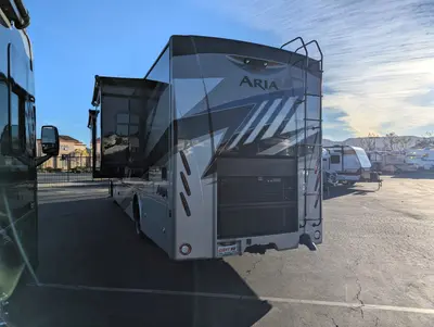 2026 Thor Motor Coach Aria 3901 photo 8
