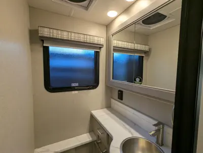 2026 Thor Motor Coach Aria 3901 photo 26