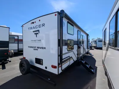 2026 Prime Time Tracer 275BH photo 11