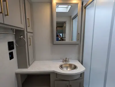 2026 Thor Motor Coach Windsport 35J photo 27