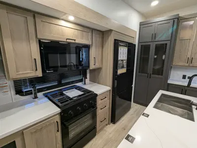 2026 Forest River Rockwood Signature R361RLS photo 31