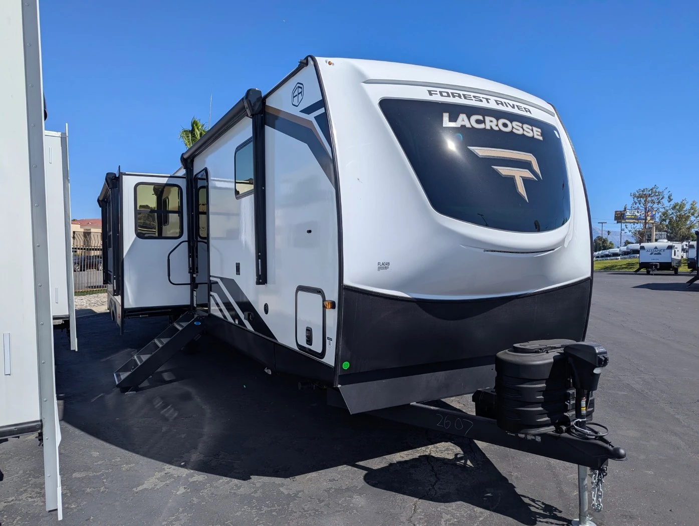 2026 Prime Time LaCrosse 3510DB exterior