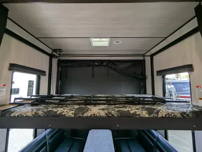 2024 Genesis Supreme RV MGM MCK photo 33