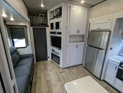 2024 Genesis Supreme RV MGM MCK photo 20