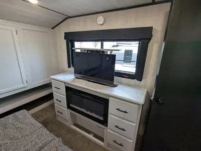 2024 Genesis Supreme RV MGM MCK photo 12