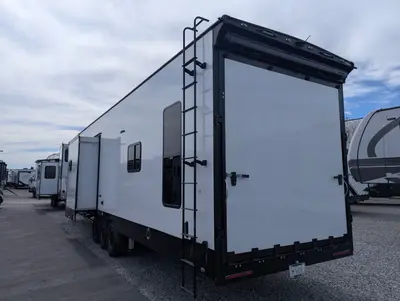 2024 Genesis Supreme RV MGM MCK photo 4