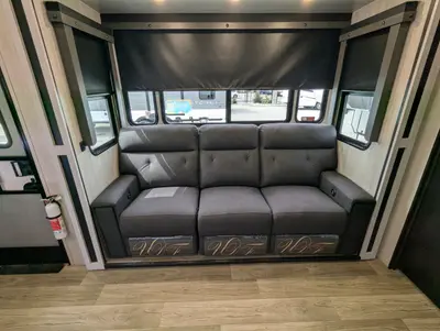 2024 Genesis Supreme RV MGM MCK photo 26
