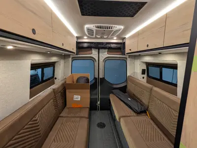 2026 Storyteller Overland Crew Mode XL photo 23