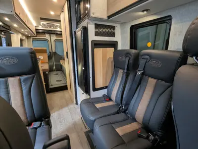 2026 Storyteller Overland Crew Mode XL photo 12