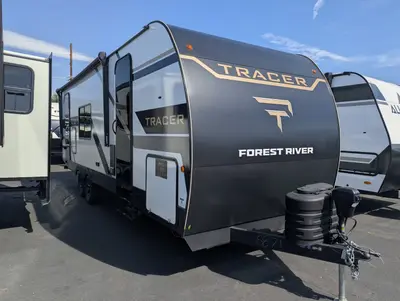 New 2026 Prime Time Tracer 235RK