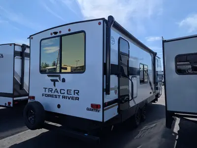 2026 Prime Time Tracer 235RK photo 9