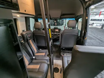 2026 Storyteller Overland Crew Mode XL photo 28