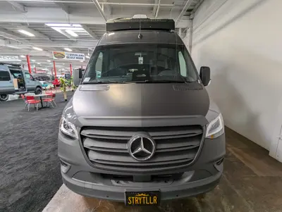 2026 Storyteller Overland Crew Mode XL photo 4
