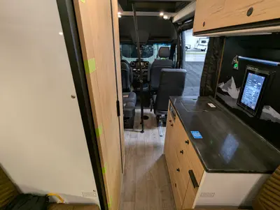 2026 Storyteller Overland Crew Mode XL photo 26