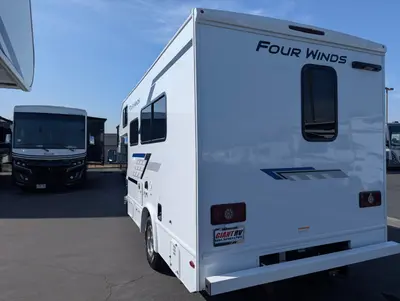 2026 Thor Motor Coach Four Winds 19X photo 5