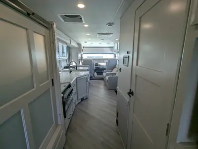 2024 Holiday Rambler Eclipse 34J photo 26