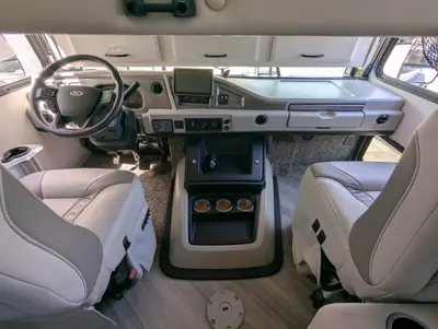 2024 Holiday Rambler Eclipse 34J photo 11