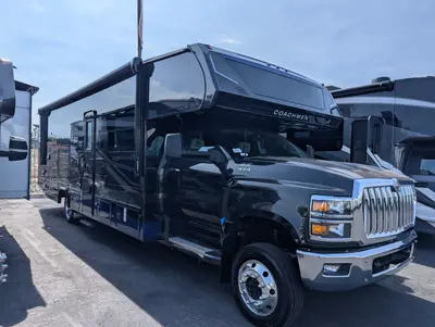 New 2026 Coachmen Entourage 330DS