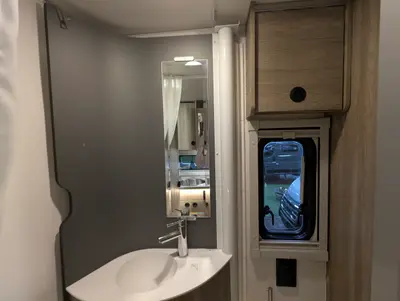 2027 Winnebago Ekko photo 37