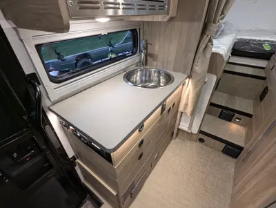 2027 Winnebago Ekko photo 33