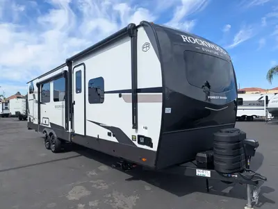 New 2026 Forest River Rockwood Signature 8336BH
