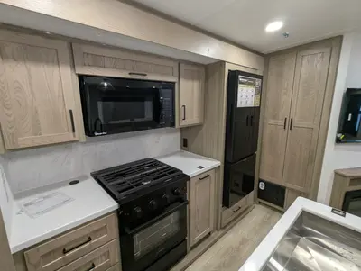 2026 Forest River Rockwood Signature 8336BH photo 34