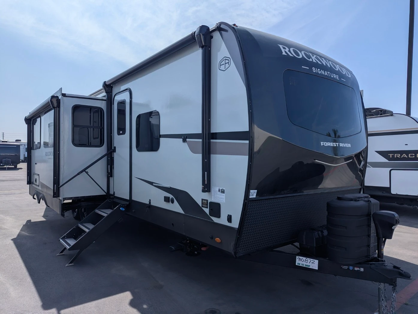 2026 Forest River Rockwood Signature 8336BH exterior
