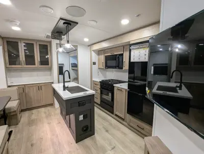 2026 Forest River Rockwood Signature 8336BH photo 19