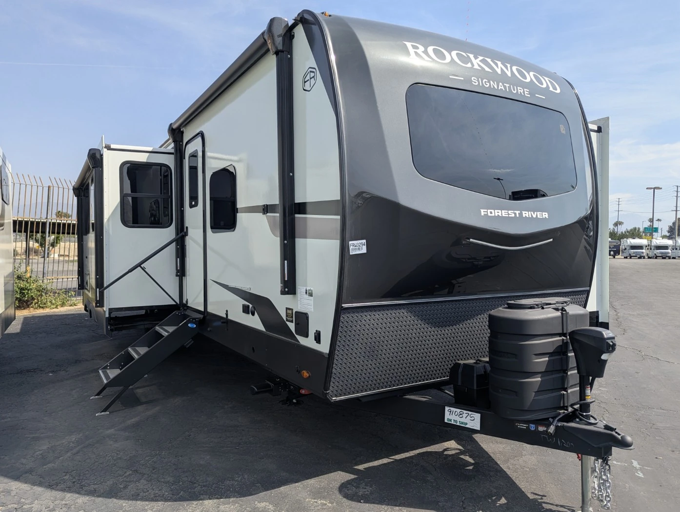 2026 Forest River Rockwood Signature 8336BH exterior