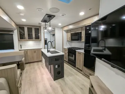 2026 Forest River Rockwood Signature 8336BH photo 22