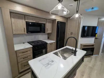 2026 Forest River Rockwood Signature 8336BH photo 31