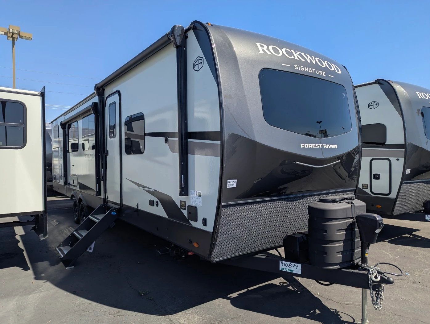 2026 Forest River Rockwood Signature 8336BH exterior