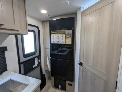 2026 Forest River Rockwood Mini Lite 2205S photo 15