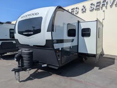 2026 Forest River Rockwood Mini Lite 2205S photo 4