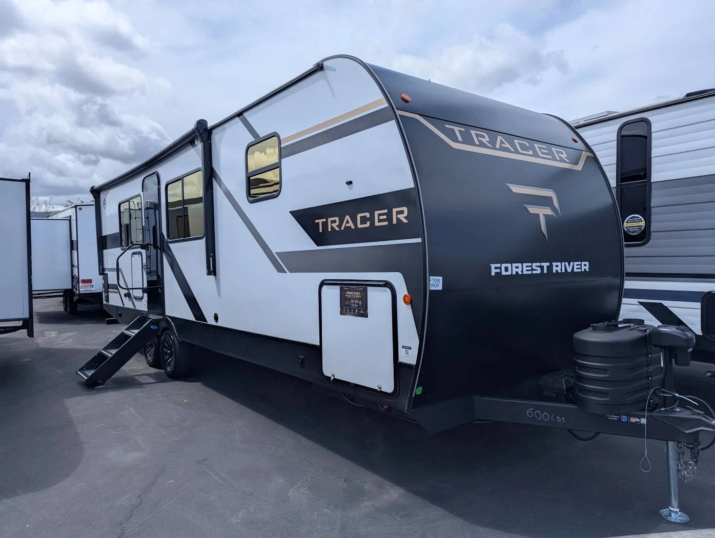 2026 Prime Time Tracer 248RE exterior