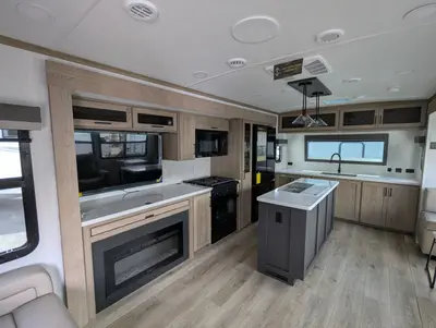 2026 Forest River Rockwood Signature 8339FK photo 12