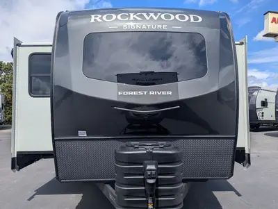 2026 Forest River Rockwood Signature 8339FK photo 7