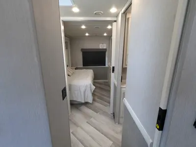 2023 Fleetwood Bounder 35GL photo 22