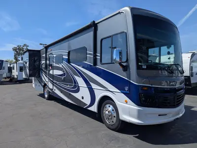 Used 2023 Fleetwood Bounder 35GL