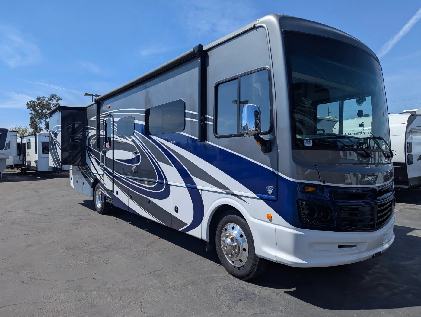 2023 Fleetwood Bounder 35GL exterior