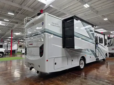 2026 Holiday Rambler Invicta 33HB photo 6