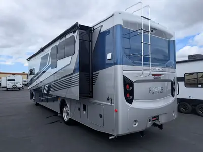 2026 Fleetwood Fortis 32RW photo 6