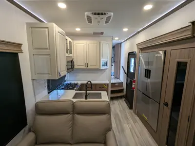 2024 Alliance RV Paradigm 395DS photo 21