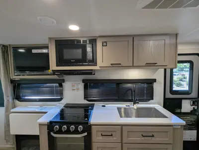 2026 Forest River Rockwood Mini Lite 2205S photo 12