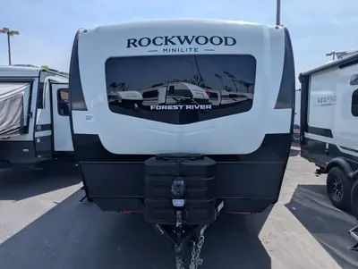 2026 Forest River Rockwood Mini Lite 2108RB photo 3