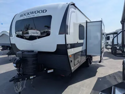 2026 Forest River Rockwood Mini Lite 2108RB photo 4