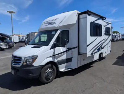 2019 Forest River Forester 2401R MBS photo 4