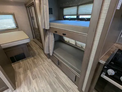 2022 Thor Motor Coach A.C.E. 32.3 photo 22